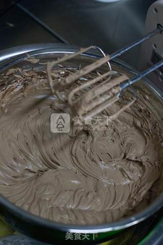 巧克力奶油蛋糕的做法步骤：14