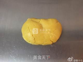 蓝莓派的做法步骤：1