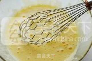 姜橙香枕蛋糕的做法步骤：2