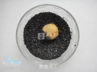 小麦胚芽芝麻球的做法步骤：7