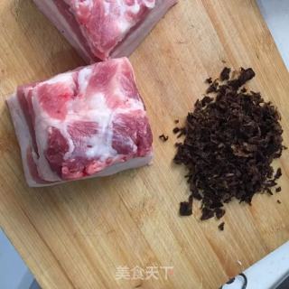 梅干菜扣肉--天仙配的做法步骤：1