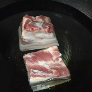 梅干菜扣肉--天仙配的做法步骤：3