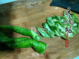 双椒回锅肉的做法步骤：3