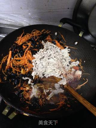 鱼香肉丝的做法步骤：8