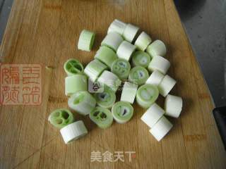 宫保鸡丁的做法步骤：4