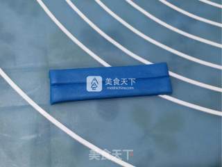 青花翻糖蛋糕的做法步骤：10