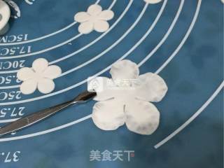 青花翻糖蛋糕的做法步骤：12