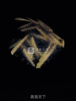 比肯德基还好吃的薯条的做法步骤：4