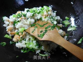 开洋青菜炒饭的做法步骤：4