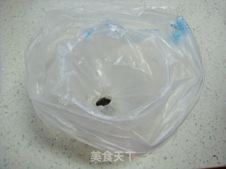 海绵纸杯蛋糕（新手版）的做法步骤：12