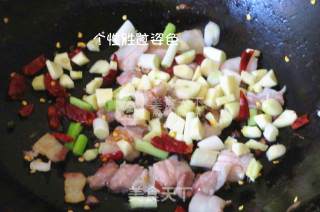 麻辣干锅的做法步骤：7