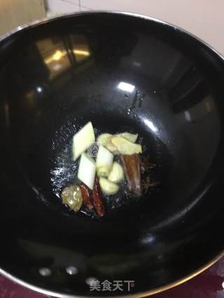 土豆青椒烧鸡的做法步骤：5