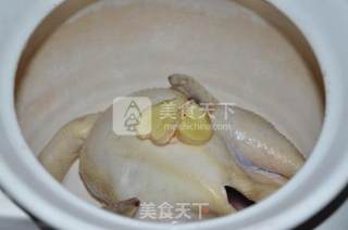 红菇鸡汤的做法步骤：3