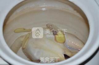 红菇鸡汤的做法步骤：4
