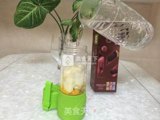 香蕉鸡蛋牛奶汁（热饮）的做法步骤：4