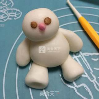雪娃娃翻糖蛋糕的做法步骤：12