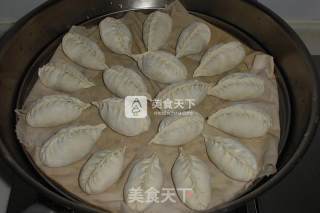 鲜肉虾仁蒸饺的做法步骤：9