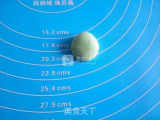 玫瑰花翻糖蛋糕的做法步骤：15