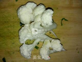 6月以上宝宝辅食菠菜花鸡蛋面的做法步骤：2