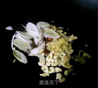 家焖黄鱼的做法步骤：6