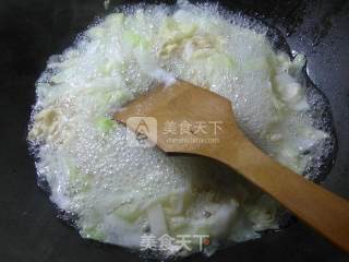 番茄白菜波纹面的做法步骤：3
