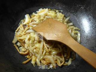 黄花菜炒白菜的做法步骤：8