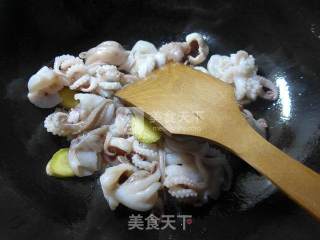 尖椒炒望潮的做法步骤：4