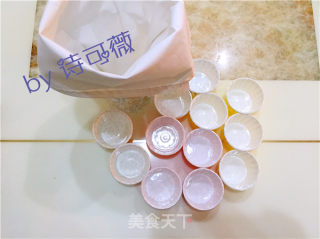 海棉杯子蛋糕的做法步骤：2