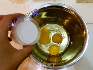 海棉杯子蛋糕的做法步骤：5
