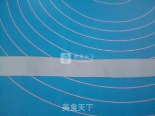 蝴蝶结翻糖蛋糕的做法步骤：9