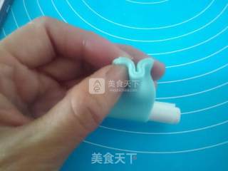 蝴蝶结翻糖蛋糕的做法步骤：14