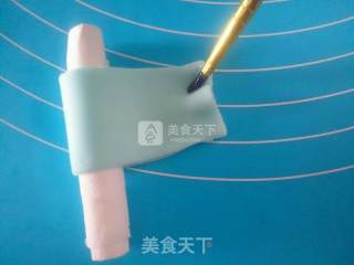 蝴蝶结翻糖蛋糕的做法步骤：15