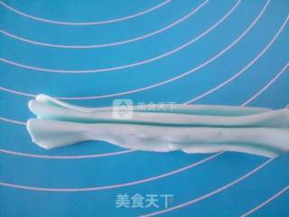 蝴蝶结翻糖蛋糕的做法步骤：20