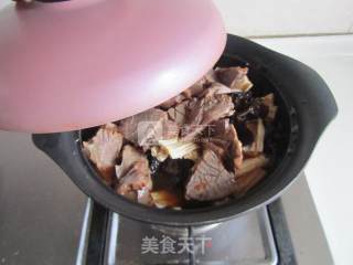 牛肉腐竹煲的做法步骤：12
