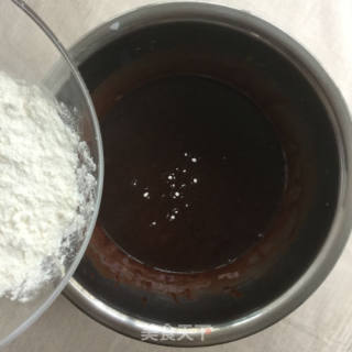 可可戚风蛋糕的做法步骤：6