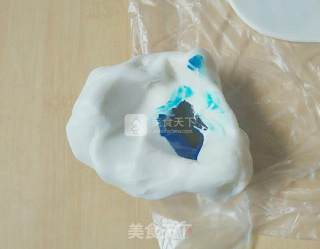 翻糖宝宝鞋的做法步骤：3
