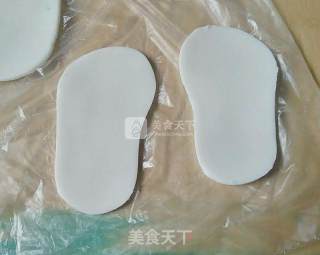 翻糖宝宝鞋的做法步骤：5