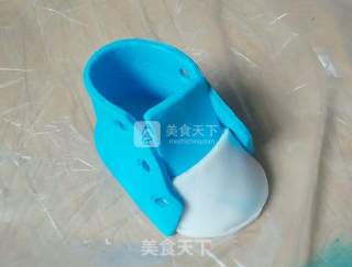 翻糖宝宝鞋的做法步骤：11