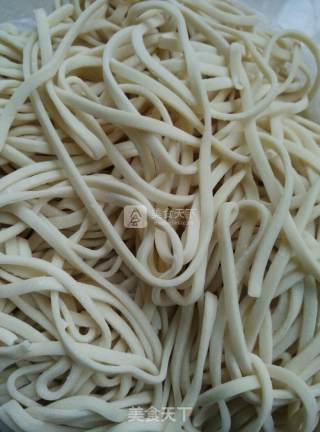 麻醤面的做法步骤：1