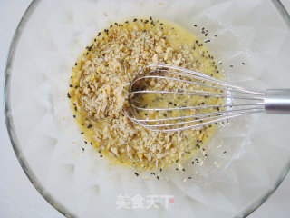 核桃芝麻球的做法步骤：4