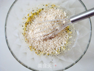 核桃芝麻球的做法步骤：5