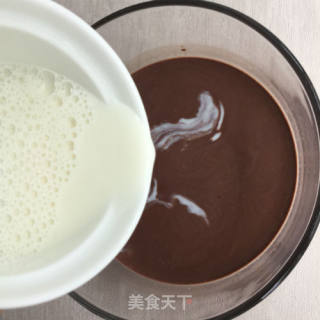 淋面可可慕斯蛋糕的做法步骤：6