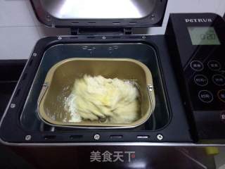 黑加仑葡萄干小餐包的做法步骤：5