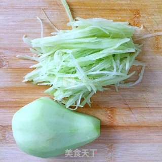 开味佛手瓜的做法步骤：2