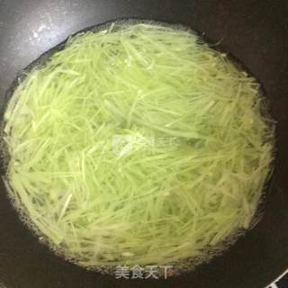 开味佛手瓜的做法步骤：3