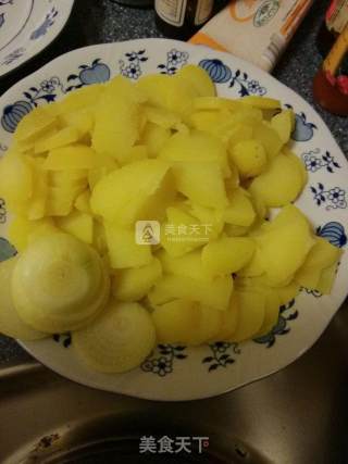 香煎土豆的做法步骤：2