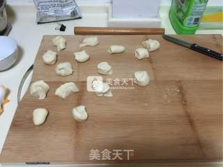 洋葱肉锅贴的做法步骤：5