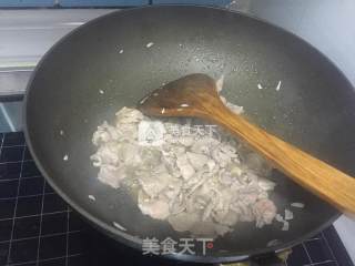 营养健康西葫芦胡萝卜炒肉的做法步骤：6