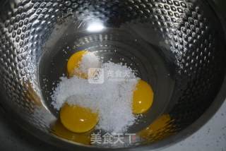 入口即化的炼乳小蛋糕的做法步骤：1