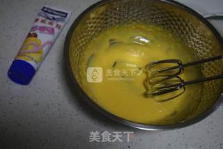入口即化的炼乳小蛋糕的做法步骤：3